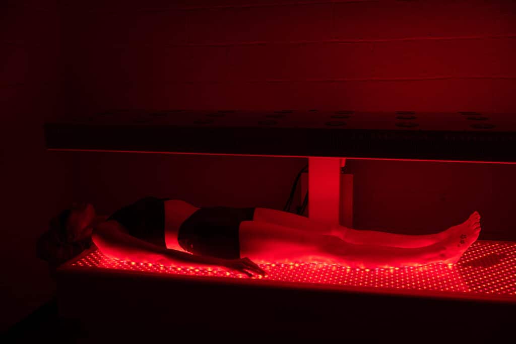 FIT9 | The Comprehensive Guide to Red Light Therapy: Benefits, Uses, and Insights